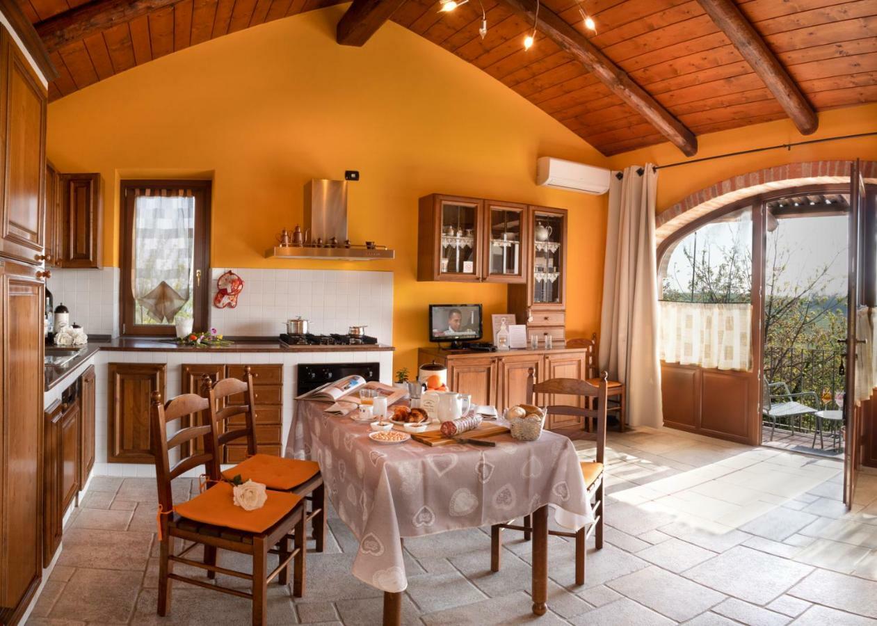 Il Borgo B&B Castellinaldo Exteriör bild